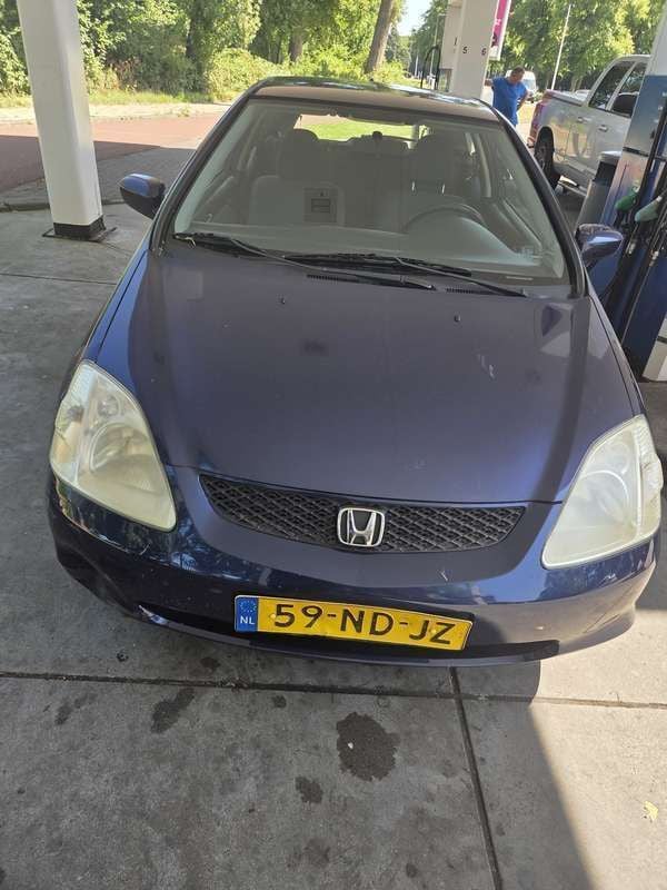 Gebruikt 2003 Honda Civic S Sedan | € 2.000 (Eerlijke prijs) - Afbeelding 1/4