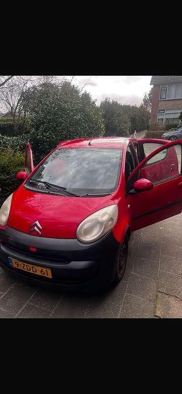 Occasion Citroën C1 68 PK (50 kW) 2006 Rood Hatchback