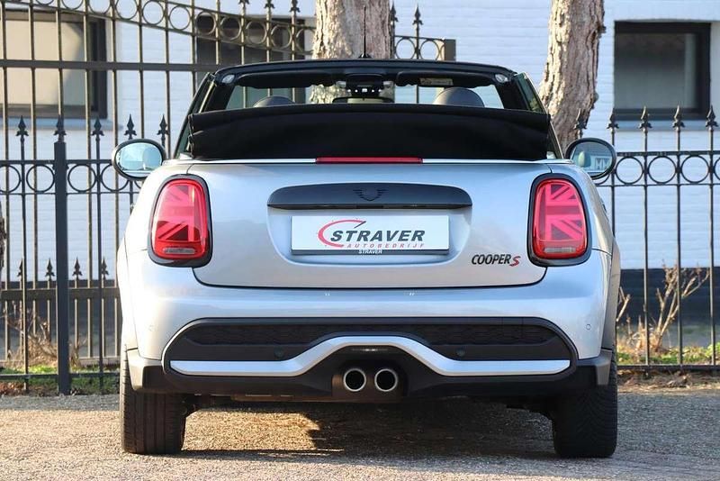 Occasion Mini Cooper S Cabriolet Classic 178 PK (130 kW) 2023 Grijs Cabriolet