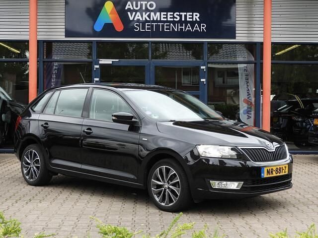 Zwart Gebruikt 2017 Skoda Rapid Hatchback | € 12.800 (Eerlijke prijs) - Afbeelding 1/4