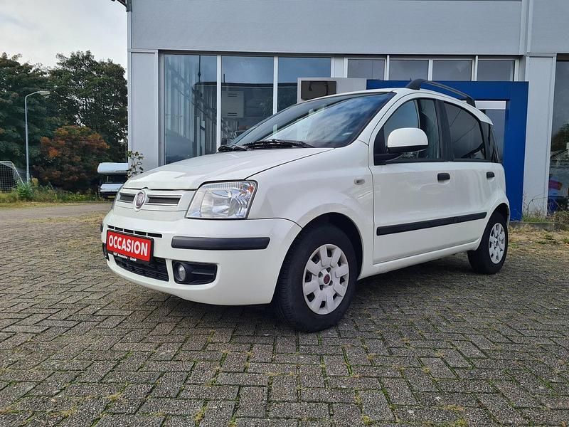 Wit Gebruikt 2010 Fiat Panda Emotion Hatchback | € 2.499 (Eerlijke prijs) - Afbeelding 1/4