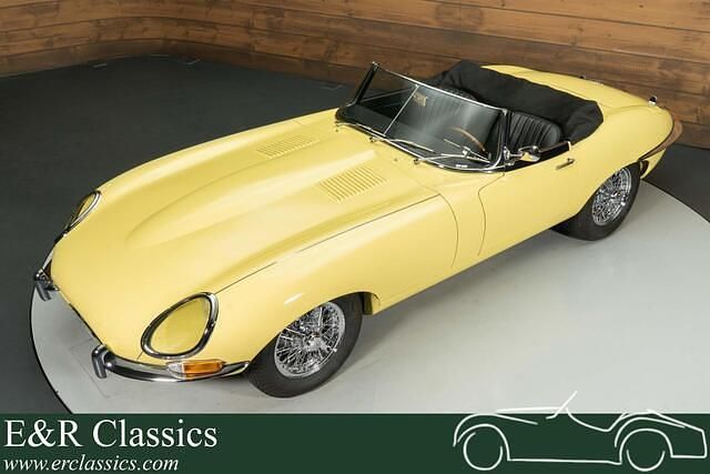Geel Gebruikt 1965 Jaguar E-Type Cabriolet | € 149.950 - Afbeelding 1/4