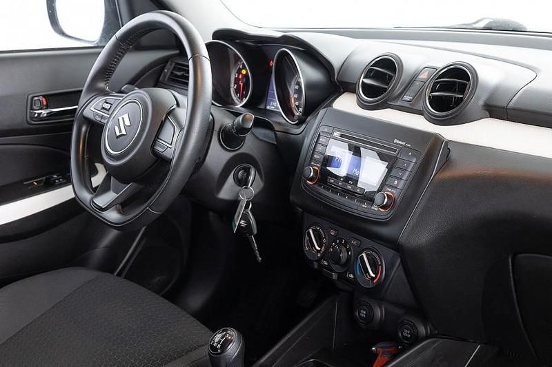 Occasion Suzuki Swift Comfort 90 PK (66 kW) 2019 Zwart Hatchback