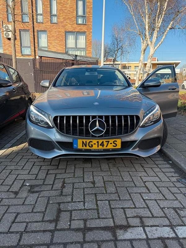 Occasion 2016 Mercedes C220 | € 16.000 (Eerlijke prijs) - Afbeelding 1/4