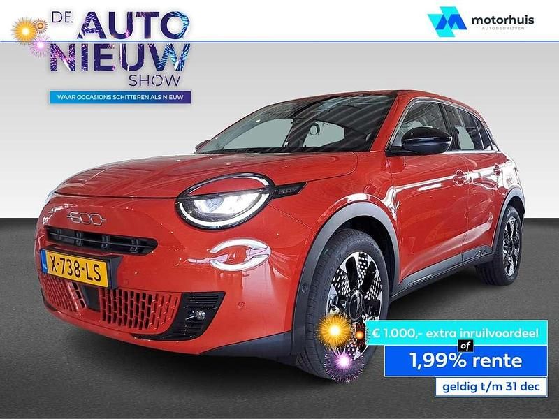 Oranje Gebruikt 2023 Fiat 600 La Prima SUV | € 25.945 (Iets duurder) - Afbeelding 1/4