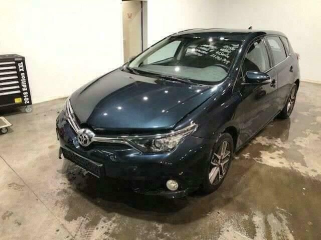 Occasion Toyota Auris 88 PK (64 kW) 2017 Blauw Sedan