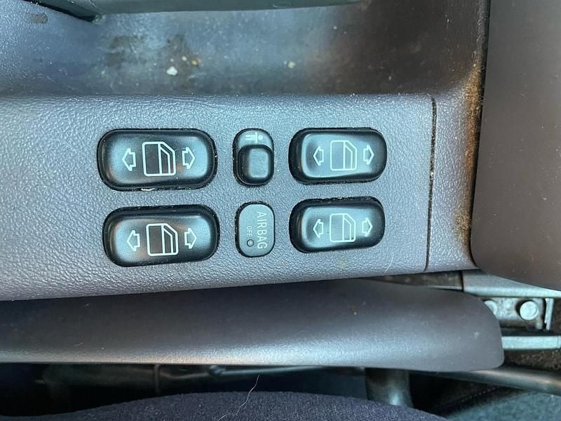 Grijs Gebruikt 2001 Mercedes A160 Stationwagen | € 1.150 (Goede deal) - Afbeelding 1/4