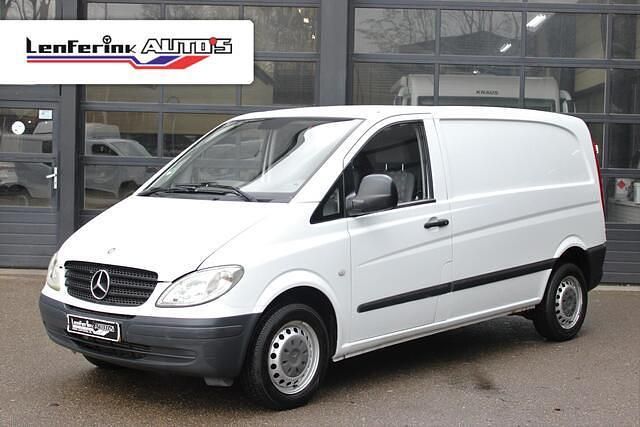 Wit Gebruikt 2006 Mercedes Vito MPV | € 2.800 (Goede deal) - Afbeelding 1/4