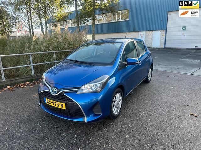 Blauw Gebruikt 2015 Toyota Yaris Hatchback | € 10.640 (Eerlijke prijs) - Afbeelding 1/4