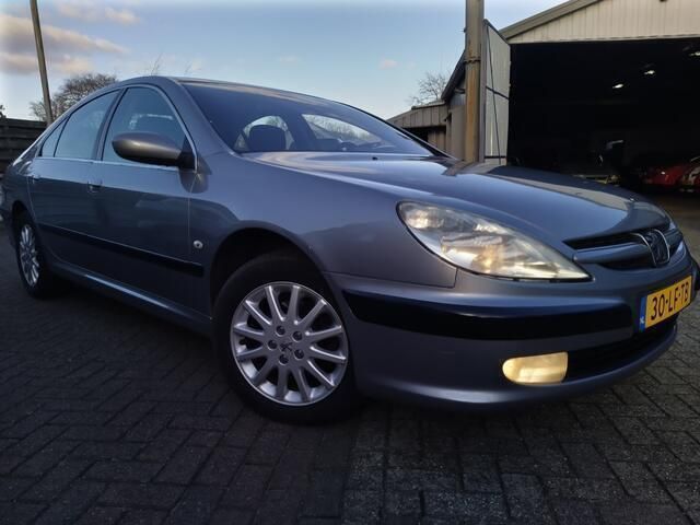 Grijs Gebruikt 2003 Peugeot 607 Sedan | € 1.499 - Afbeelding 1/4