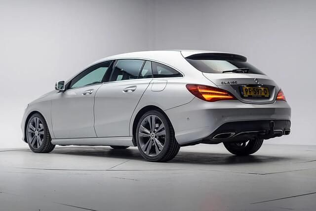 Occasion Mercedes CLA180 Urban 123 PK (90 kW) 2017 Grijs Sedan