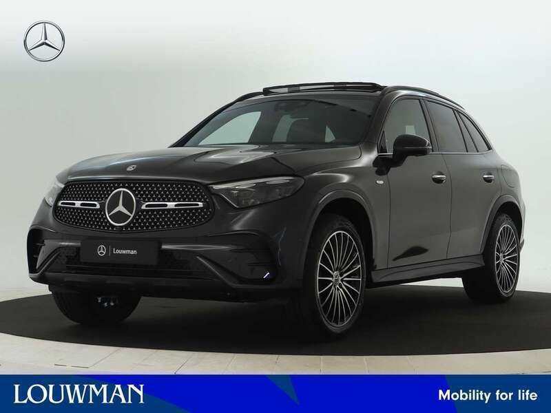 Grijs Nieuw 2025 Mercedes GLC300e Sport Edition SUV | € 92.160 (Duur) - Afbeelding 1/4