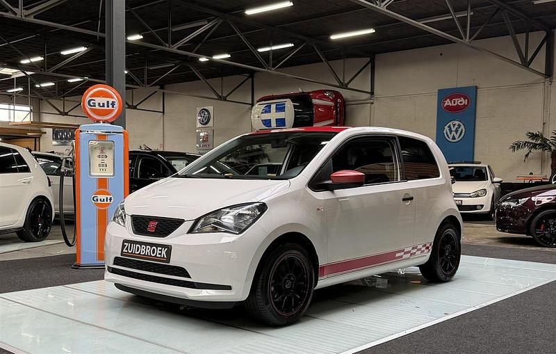 Wit Occasion 2014 Seat Mii Hatchback | € 4.999 (Goede deal) - Afbeelding 1/4