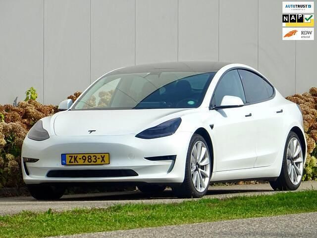 Wit Gebruikt 2019 Tesla Model 3 Long Range AWD Sedan | € 22.800 (Iets duurder) - Afbeelding 1/4