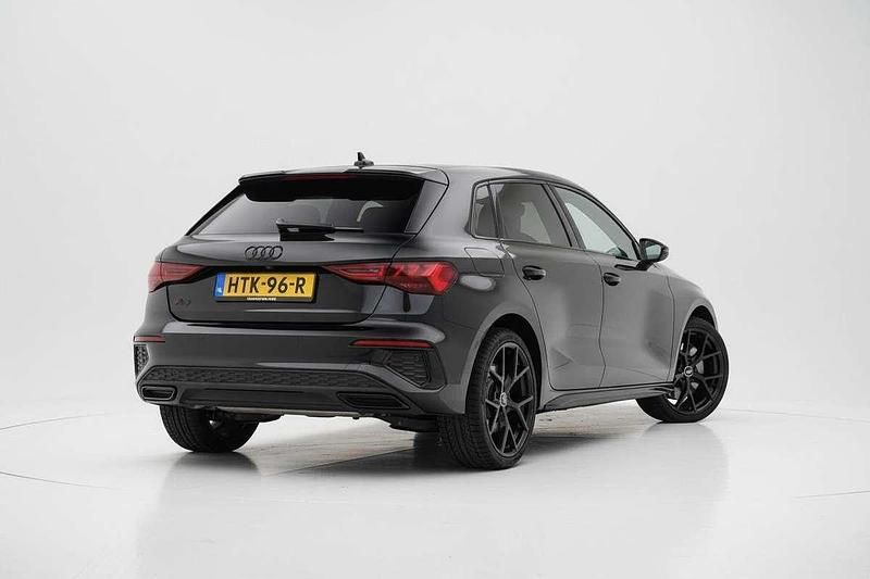 Occasion Audi A3 Sportback e-tron Competition 245 PK (180 kW) 2023 Zwart Hatchback