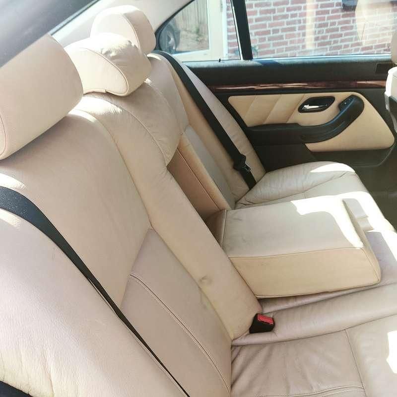 Brons Gebruikt 1999 BMW 520 Executive Sedan | € 1.250 (Super prijs) - Afbeelding 1/4