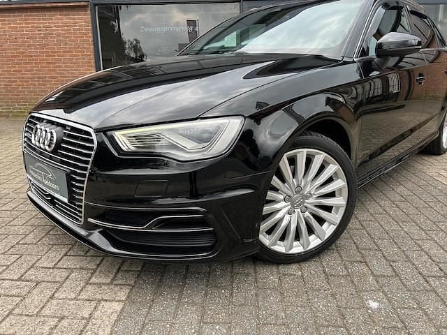 Occasion Audi A3 Sportback e-tron Ambition 2015 Zwart Hatchback