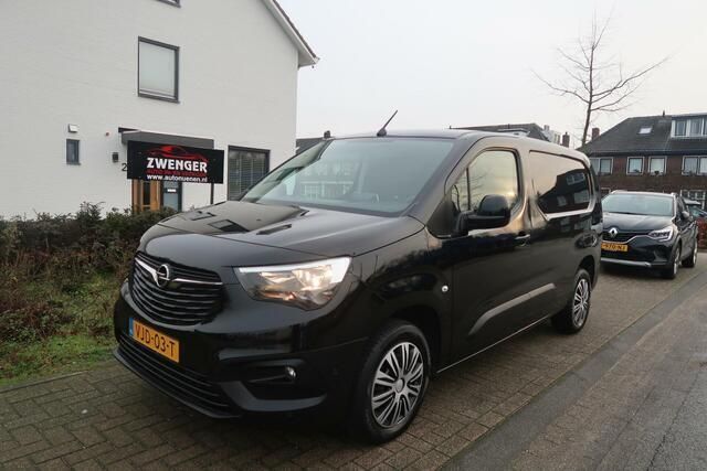 Zwart Gebruikt 2021 Opel Combo MPV | € 12.950 (Iets duurder) - Afbeelding 1/4