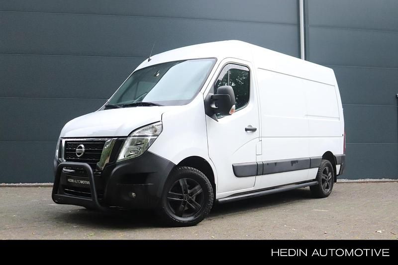 Wit Gebruikt 2022 Nissan Interstar N-Connecta Van | € 22.950 - Afbeelding 1/3