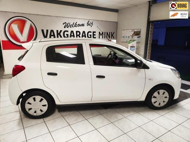 Wit Gebruikt 2013 Mitsubishi Space Star Inform Hatchback | € 5.250 (Duur) - Afbeelding 1/4
