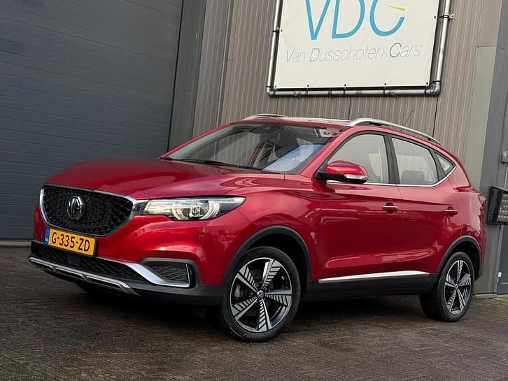 Occasion MG ZS Luxury 105 kW (143 PK) 2019 Rood SUV