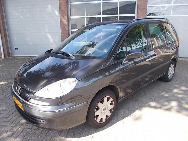 Grijs Gebruikt 2007 Peugeot 807 MPV | € 1.995 - Afbeelding 1/4