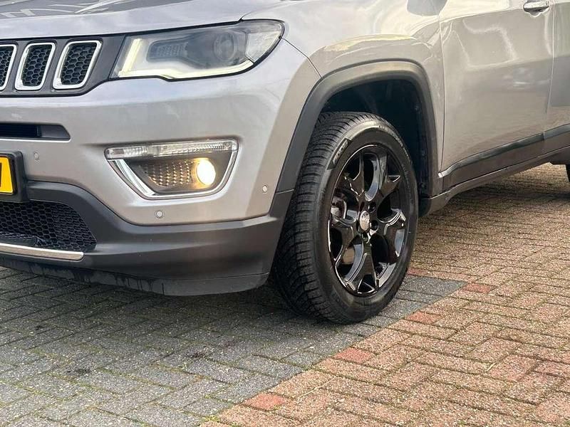 Occasion Jeep Compass Limited 170 PK (125 kW) 2019 Grijs SUV