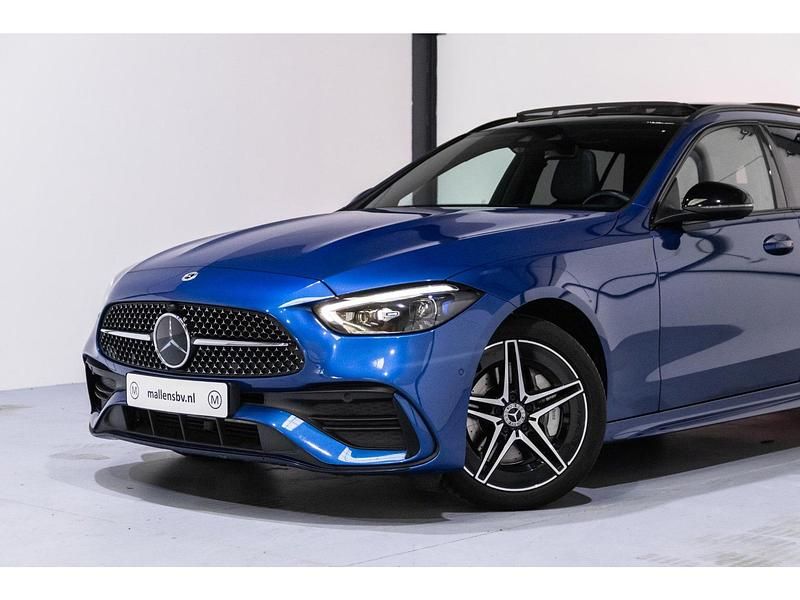 Occasion Mercedes C300 AMG line 313 PK (230 kW) 2023 Blauw Sedan