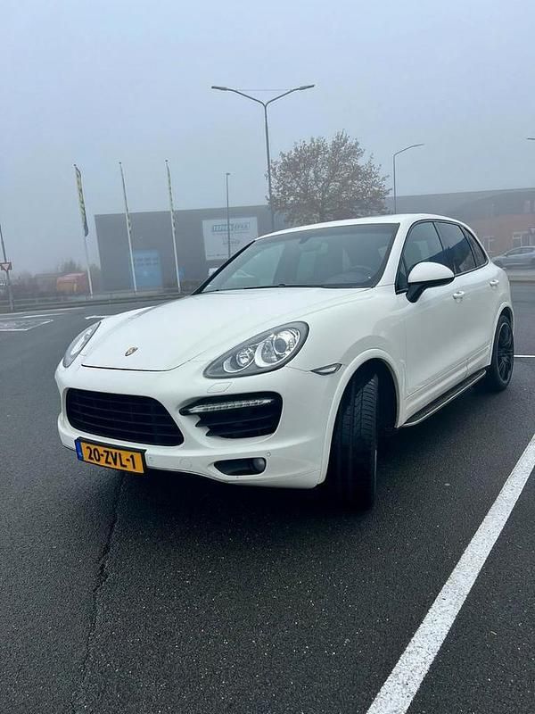 Gebruikt 2011 Porsche Cayenne SUV | € 21.950 (Eerlijke prijs) - Afbeelding 1/4