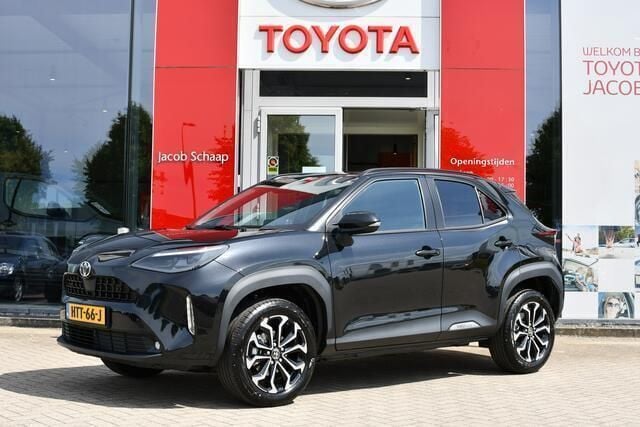 Zwart Nieuw 2025 Toyota Yaris Cross Limited SUV | € 33.999 (Eerlijke prijs) - Afbeelding 1/4