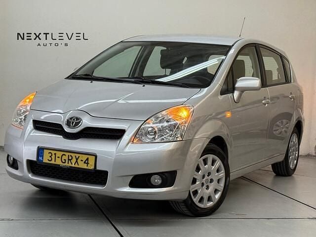 Grijs Gebruikt 2008 Toyota Verso Sol MPV | € 5.500 (Iets duurder) - Afbeelding 1/4
