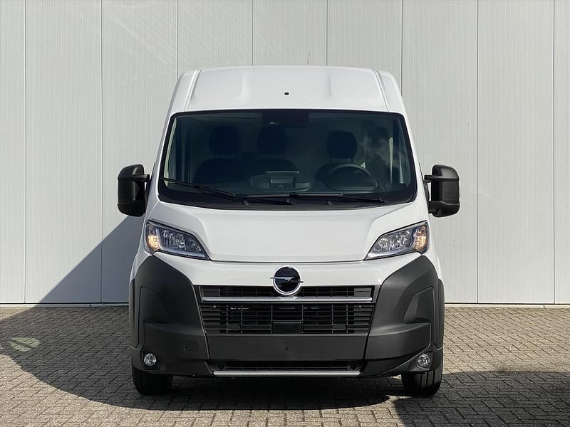 Occasion Opel Movano 140 PK (102 kW) 2024 Wit Van