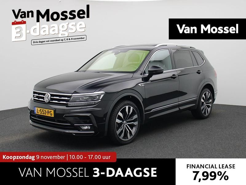 Zwart Gebruikt 2021 VW Tiguan Highline SUV | € 35.900 (Iets duurder) - Afbeelding 1/4