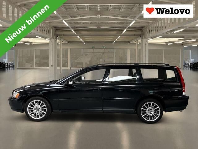 Zwart Gebruikt 2006 Volvo V70 Stationwagen | € 6.950 (Eerlijke prijs) - Afbeelding 1/4