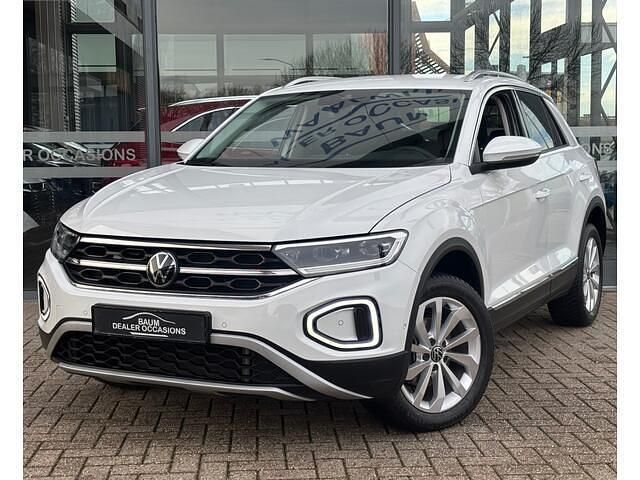Wit Gebruikt 2025 VW T-Roc Edition SUV | € 25.900 (Super prijs) - Afbeelding 1/4