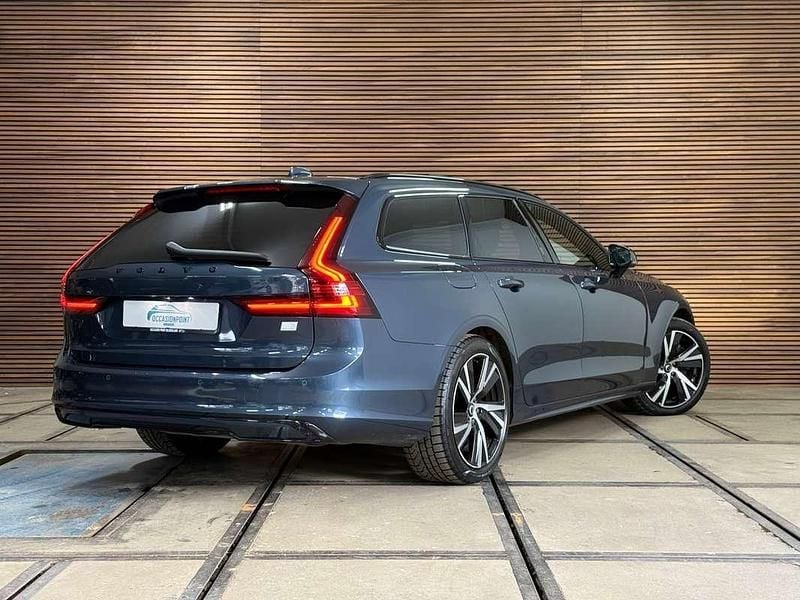 Occasion Volvo V90 Comfort 349 PK (256 kW) 2021 Blauw (metallic) Stationwagen