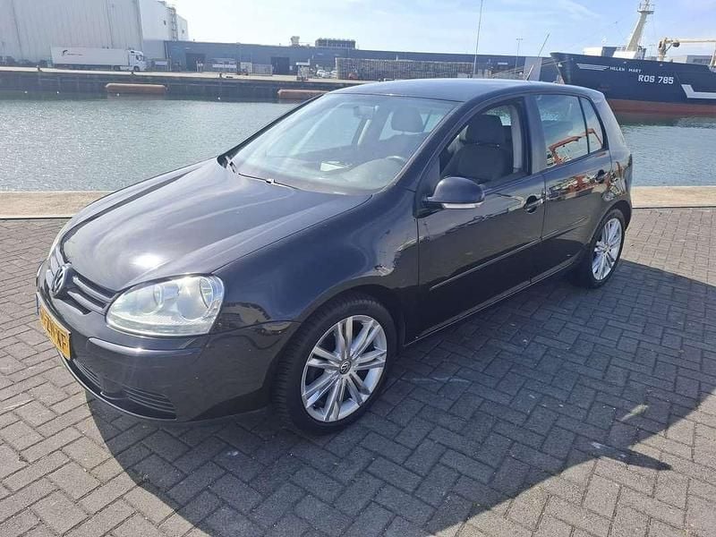 Zwart Occasion 2008 VW Golf V Stationwagen | € 2.950 (Goede deal) - Afbeelding 1/4