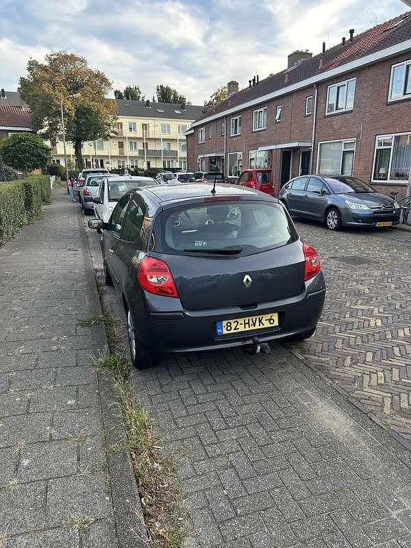 Occasion Renault Clio II Dynamique 101 PK (74 kW) 2009 Sedan