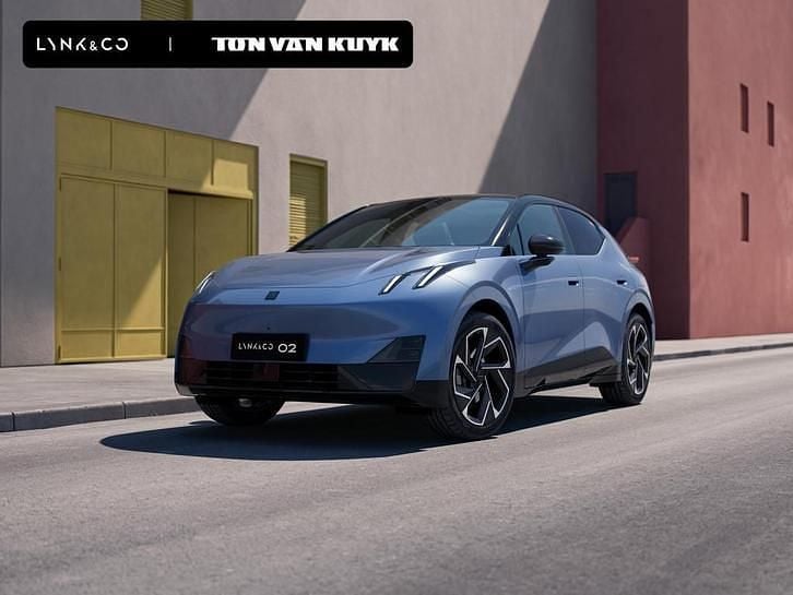 Nieuw 2025 Lynk & Co 02 | € 36.750 - Afbeelding 1/4