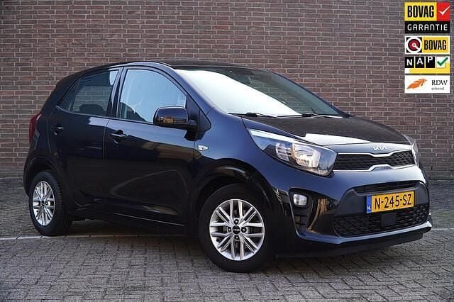 Zwart Occasion 2021 Kia Picanto Hatchback | € 12.250 (Eerlijke prijs) - Afbeelding 1/4