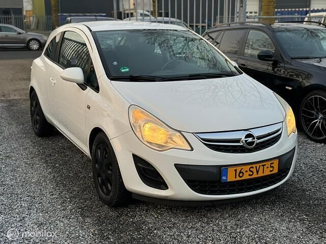 Occasion Opel Corsa Business Edition 83 PK (61 kW) 2011 Wit Hatchback