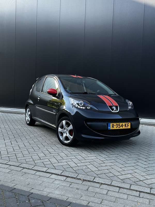 Zwart Gebruikt 2007 Peugeot 107 Hatchback | € 2.300 (Eerlijke prijs) - Afbeelding 1/4
