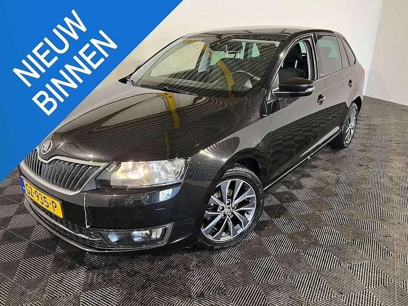 Occasion Skoda Rapid 90 PK (66 kW) 2015 Zwart (parellak) Hatchback