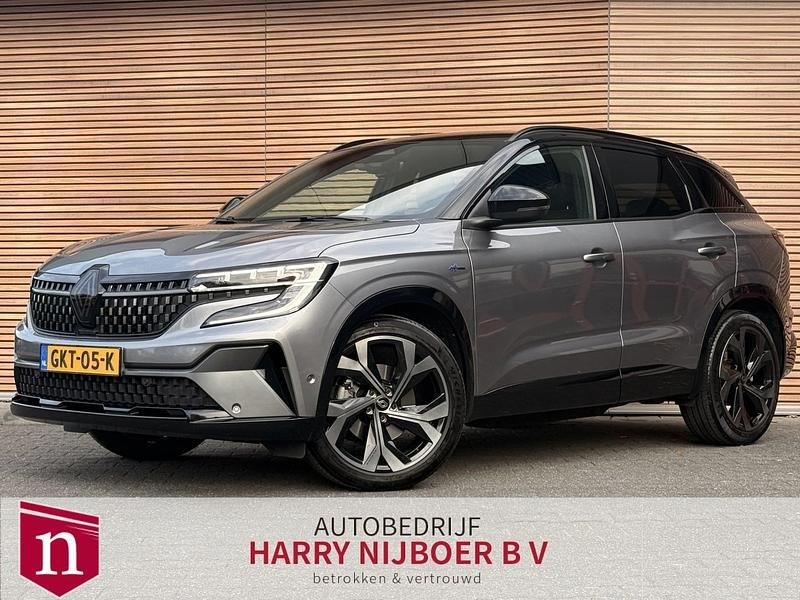 Grijs Occasion 2023 Renault Austral Techno Esprit Alpine SUV | € 30.400 (Goede deal) - Afbeelding 1/4