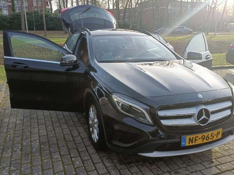 Gebruikt 2017 Mercedes GLA180 Edition SUV | € 19.000 (Eerlijke prijs) - Afbeelding 1/4