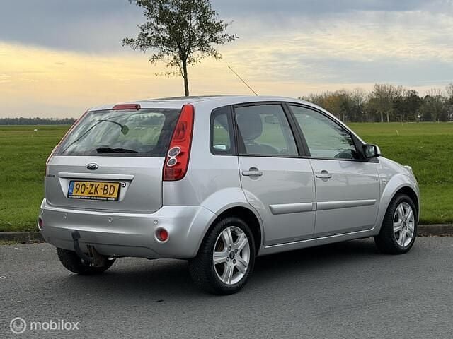 Occasion Ford Fiesta 69 PK (50 kW) 2008 Grijs Hatchback