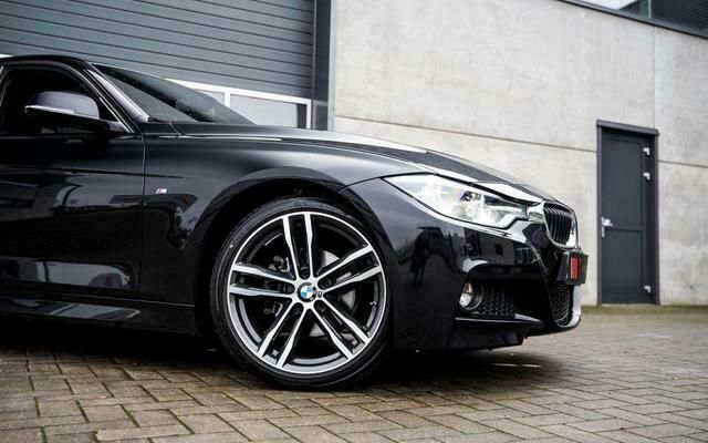 Occasion BMW 320 Executive 184 PK (135 kW) 2018 Zwart Sedan