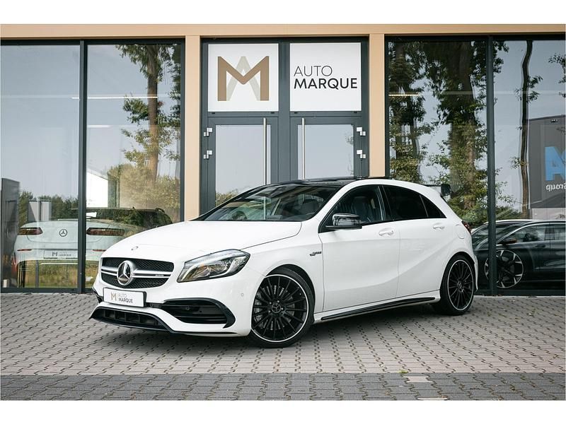 Wit Gebruikt 2016 Mercedes A45 AMG AMG Hatchback | € 26.495 (Eerlijke prijs) - Afbeelding 1/4