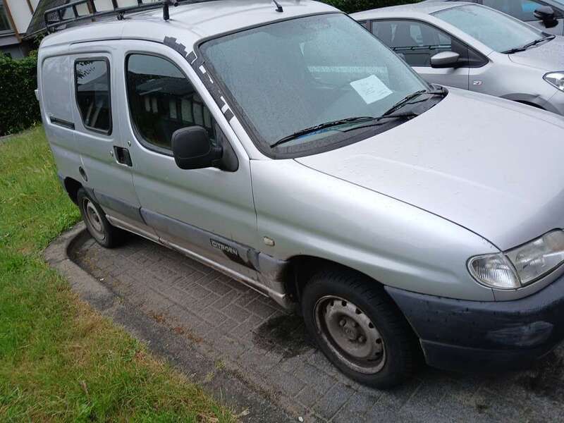 Grijs Gebruikt 2001 Citroën Berlingo MPV | € 1.850 (Eerlijke prijs) - Afbeelding 1/2