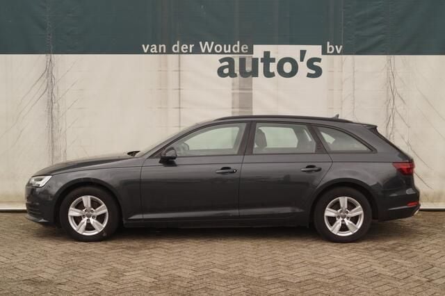 Grijs Gebruikt 2019 Audi A4 Stationwagen | € 19.900 - Afbeelding 1/4